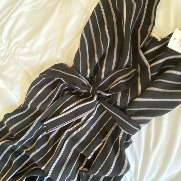 Striped Spaghetti Strap V-neck Jumpsuit w/Tie - Picture 3 of 5